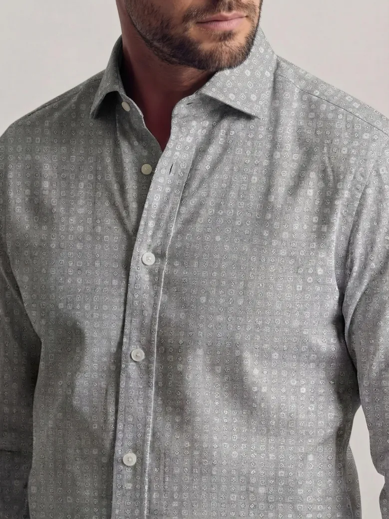 Camicia bianca in popeline facile da stirare