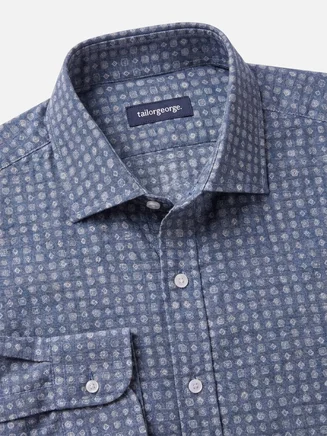 Indigoblaues leichtes Flanellhemd mit Muster